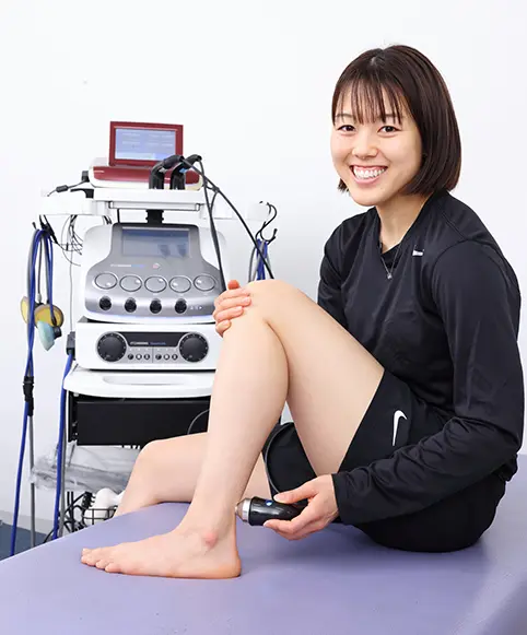 Basketball player Mai Yamamoto has been using ultrasound therapy device